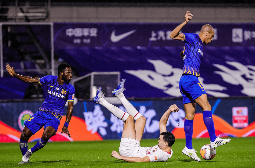 苏宁大获全胜,实力雄厚登上冠军宝座的简单介绍 苏宁大获全胜,实力雄厚登上冠军宝座的简单介绍