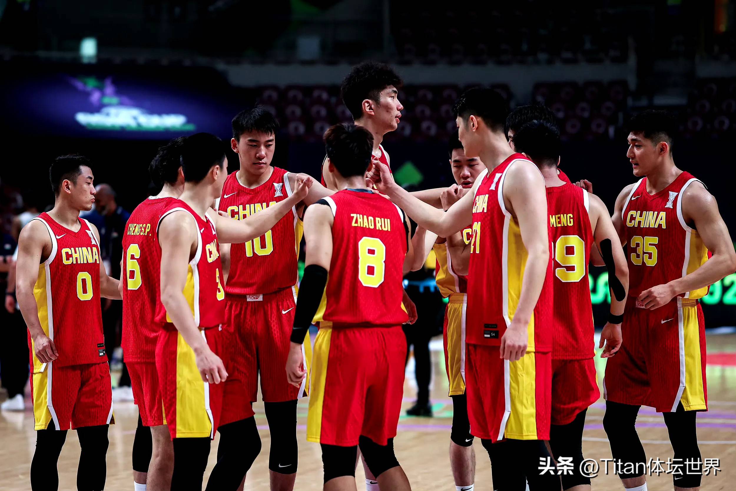 中国篮球职业联赛的比拼再次激起球迷的热情