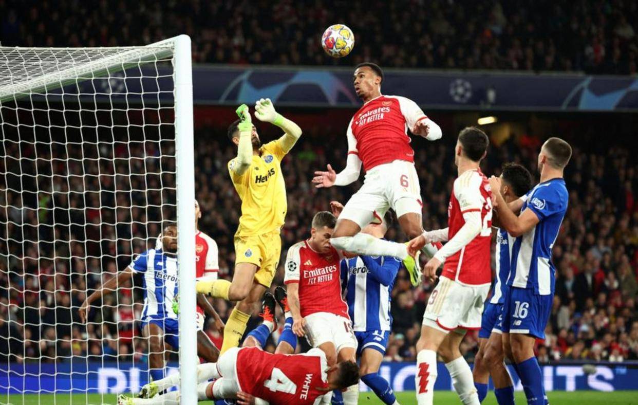 关于阿森纳主场逼平南安普顿，继续领先第七名积分！的信息